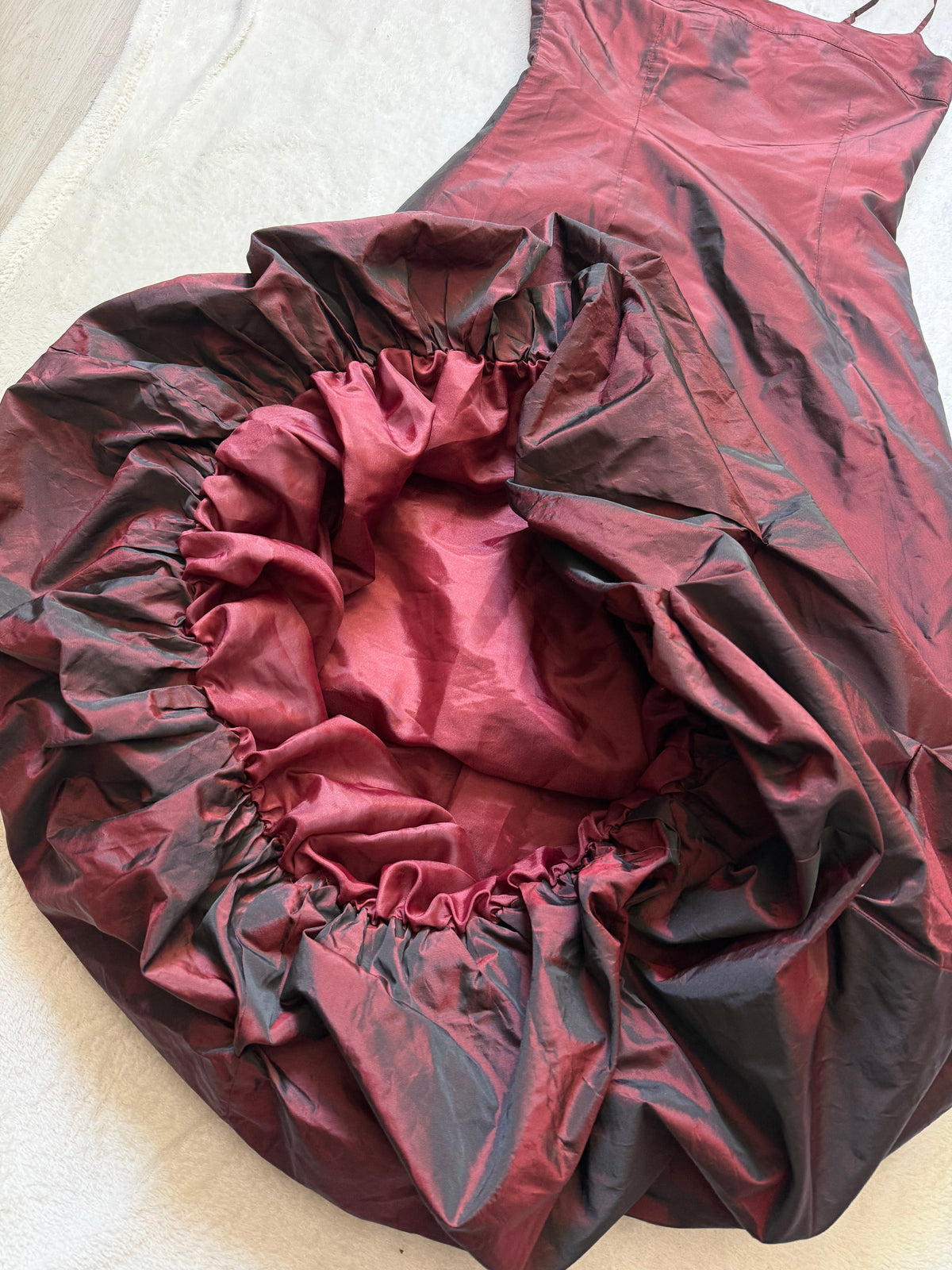 Satin Black Cherry Gothic Vampy 90s Prom Dress - Size M