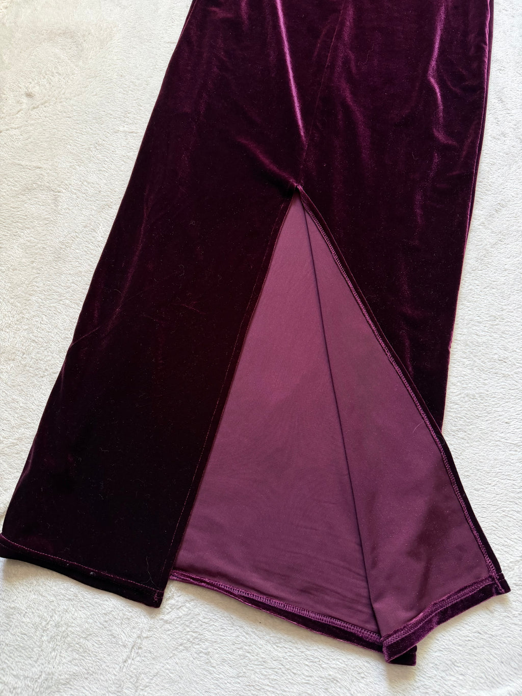 Robe longue velours bordeaux/prune encolure carrée – vampire goth 90s – taille S/M