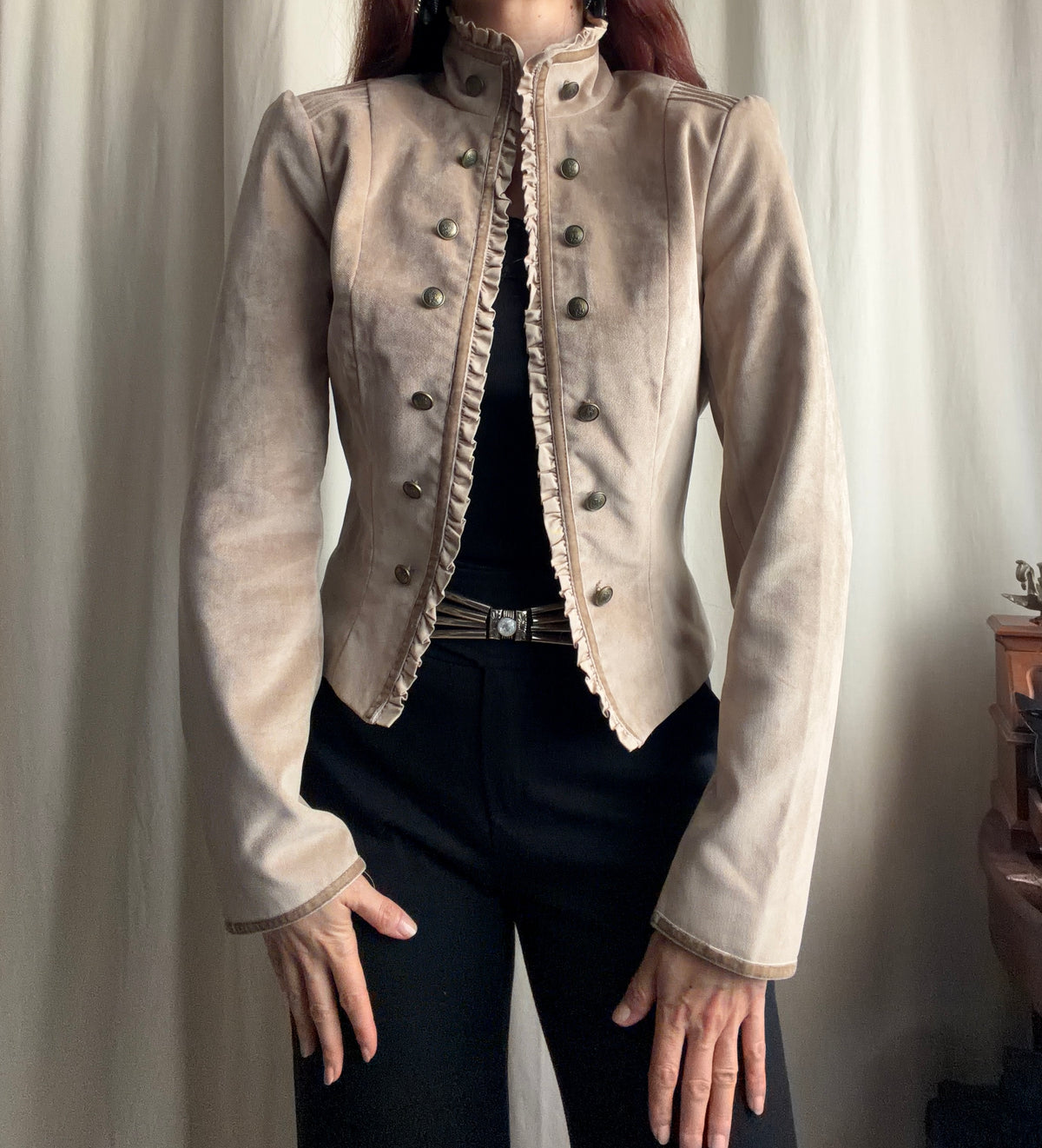 Fitted beige crushed velvet military Victorian romantic goth jacket – size M/L