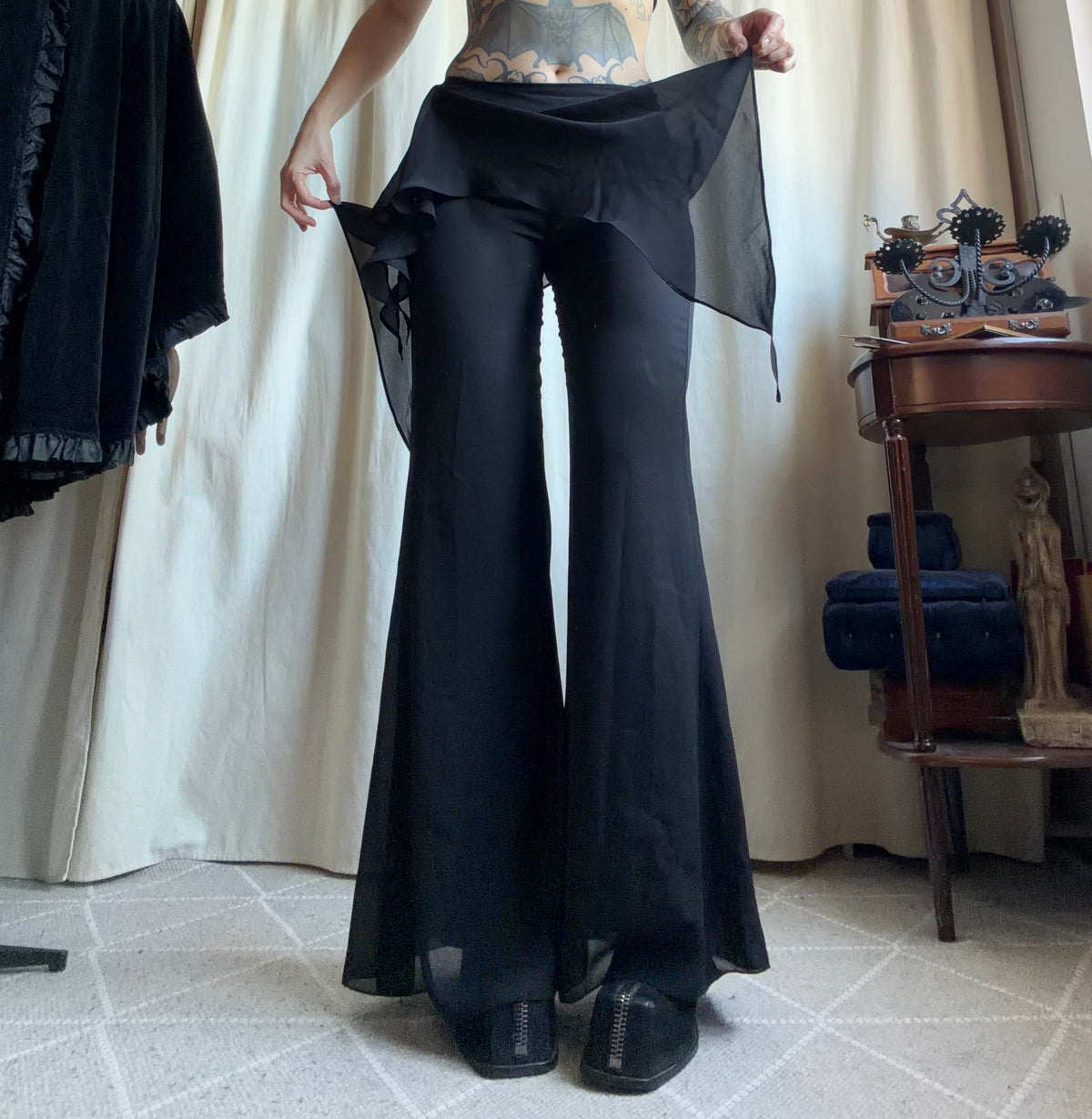 Pantalon noir jambes larges avec jupe intégrée goth avant-garde - taille S