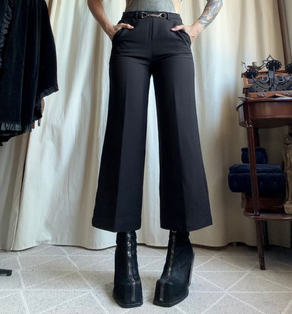 Pantalon noir taille haute jambes larges ceinture anneaux style corporate goth office siren Y2K - taille S
