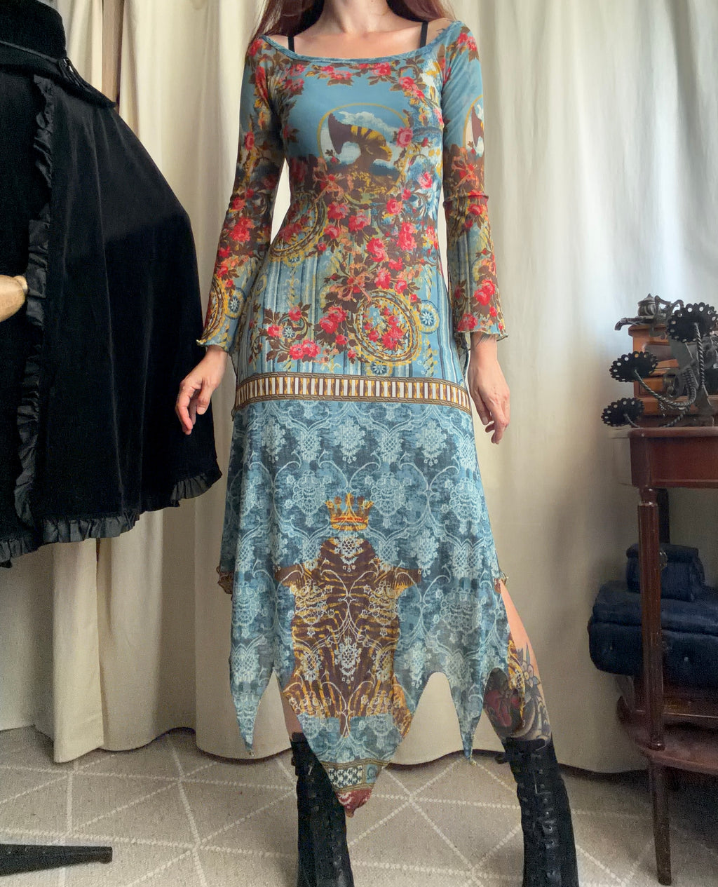 Save The Queen baroque floral print asymmetric hem dress – size S/M/L