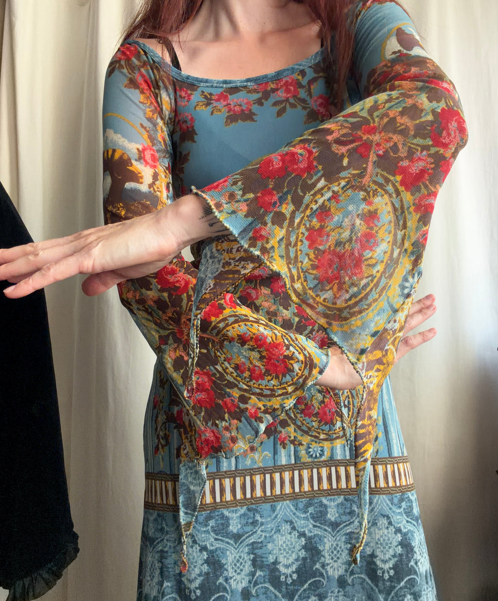 Save The Queen baroque floral print asymmetric hem dress – size S/M/L