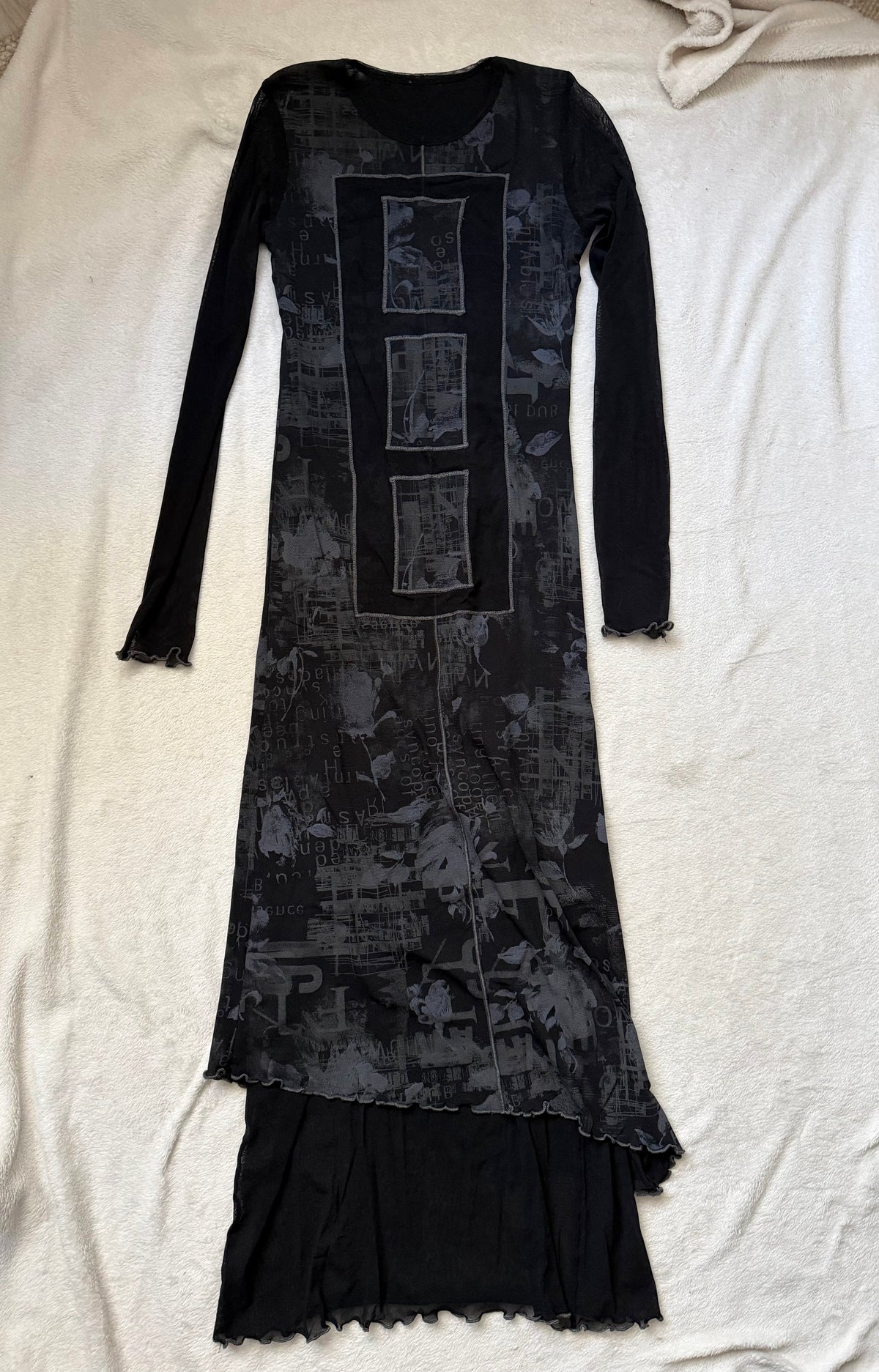 Graphic avant-garde goth cyber Y2K mesh maxi dress - size S