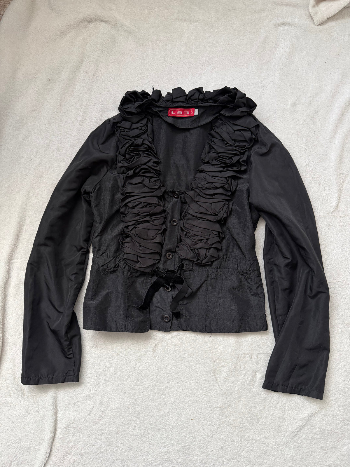 Chemise noire à volants et taille nouée style goth romantique victorien vampire - taille S/M
