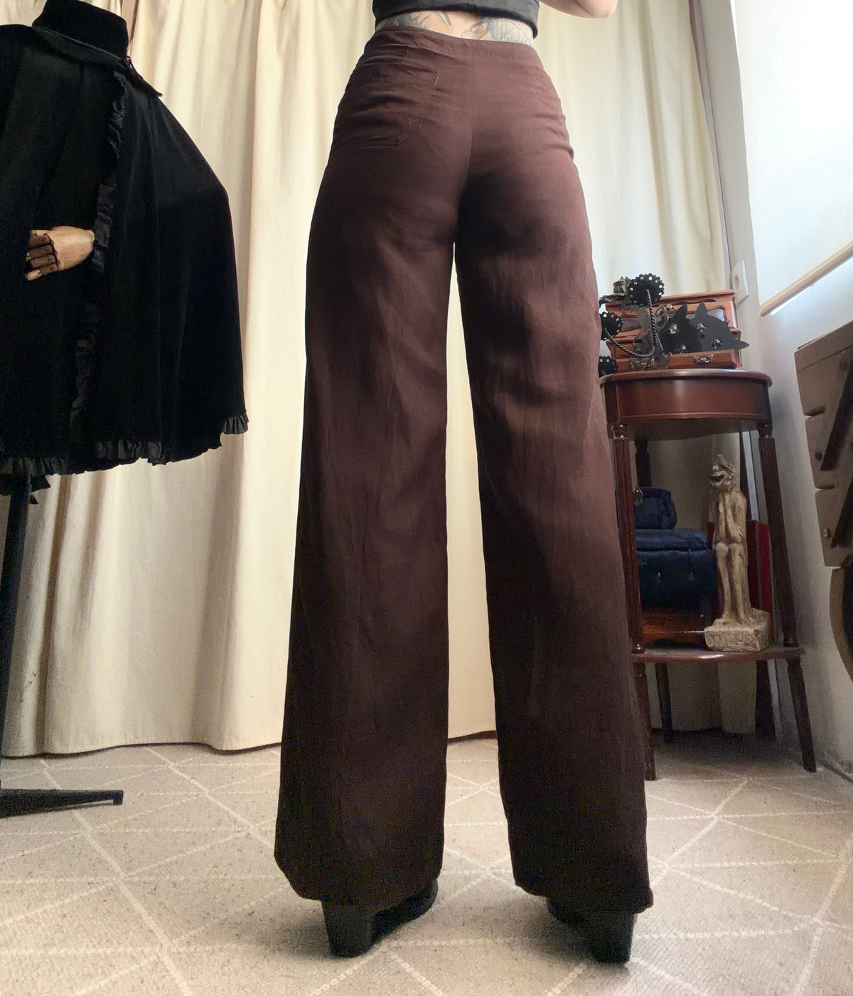 Pantalon marron en lin taille haute jambes larges – taille S