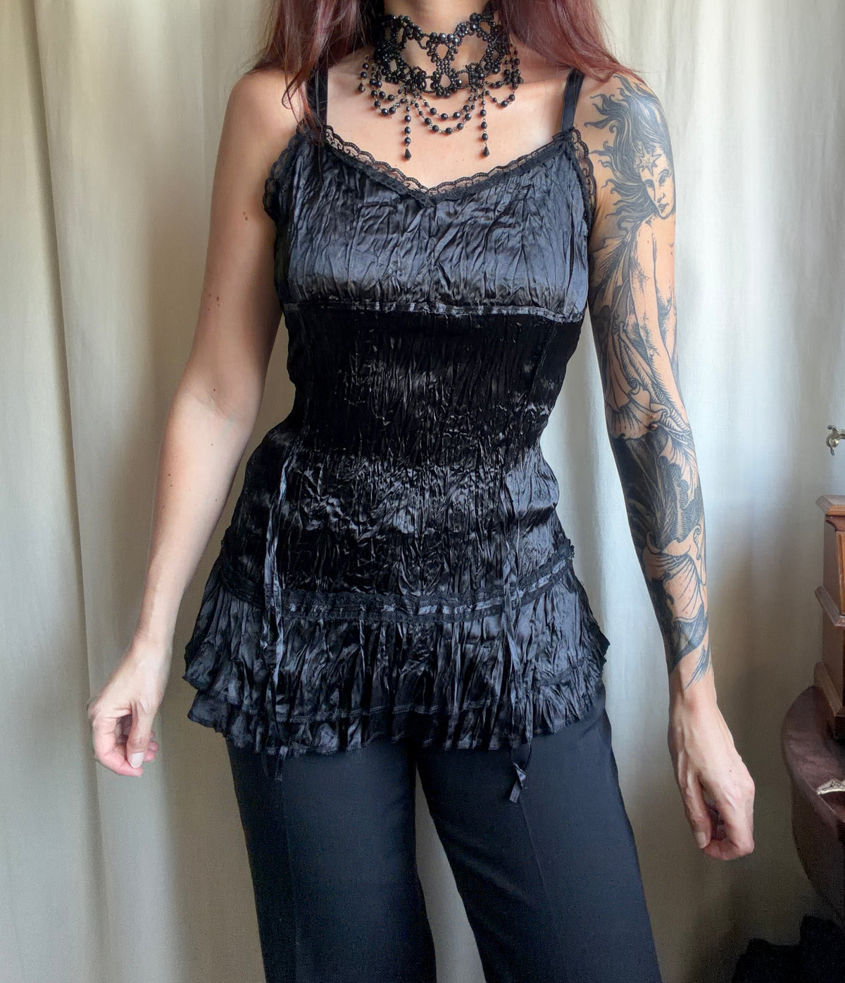 Caraco noir satin froissé et dentelle style romantic goth vampire - taille M