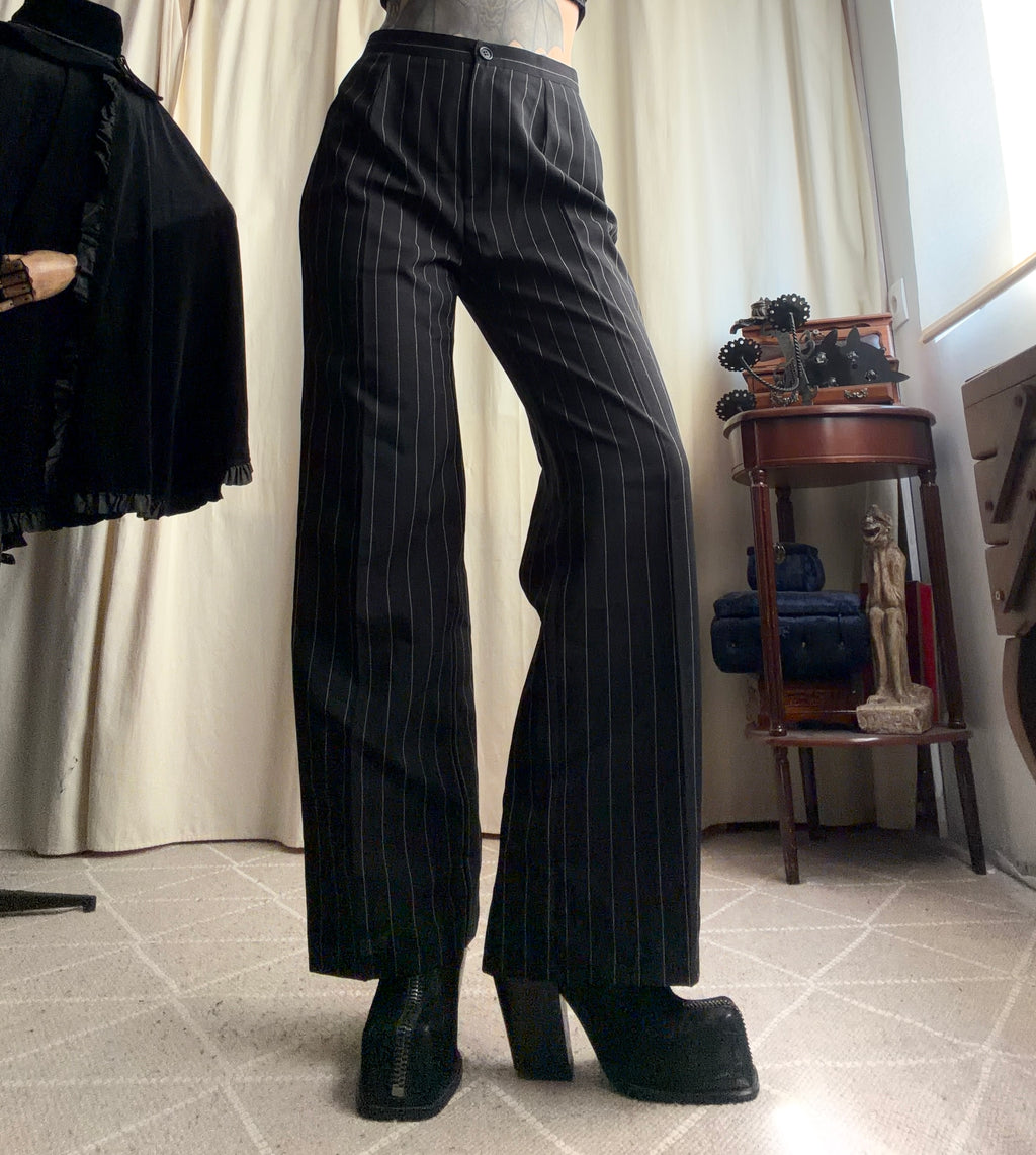 Pantalon noir pinstripe coupe droite – taille M
