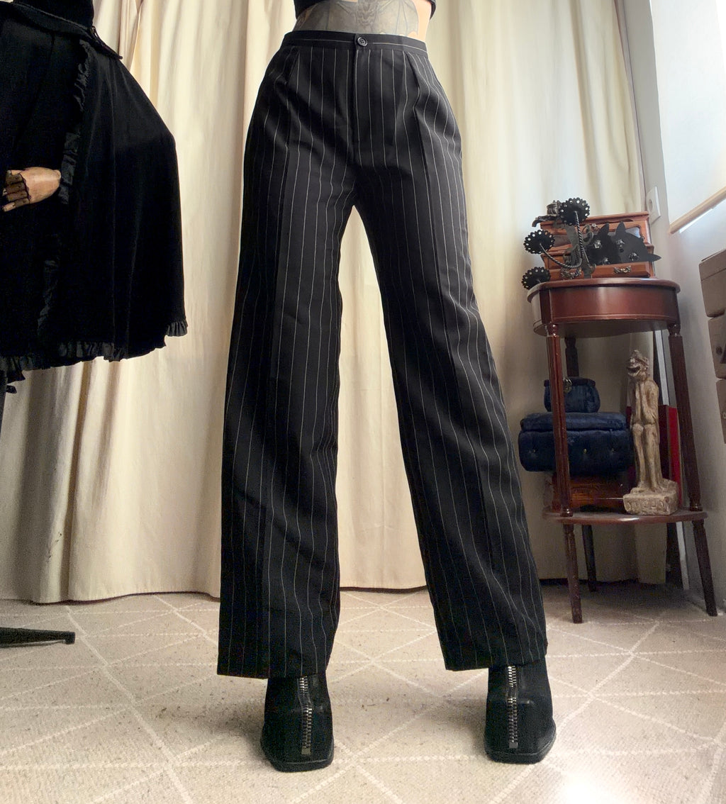Pantalon noir pinstripe coupe droite – taille M