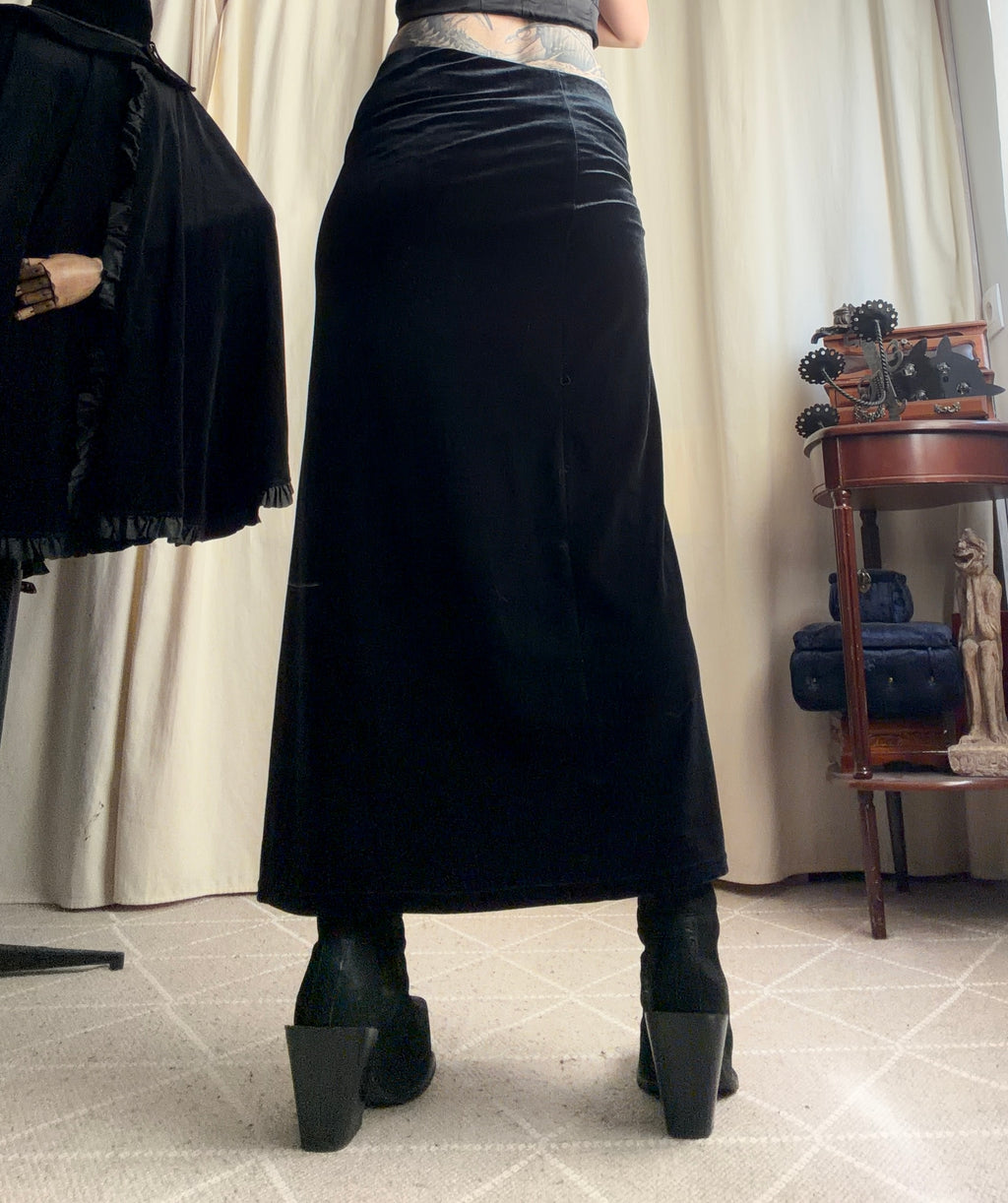 Jupe longue noire en velours fendue – vampire goth dark romantic 90s – taille S/M