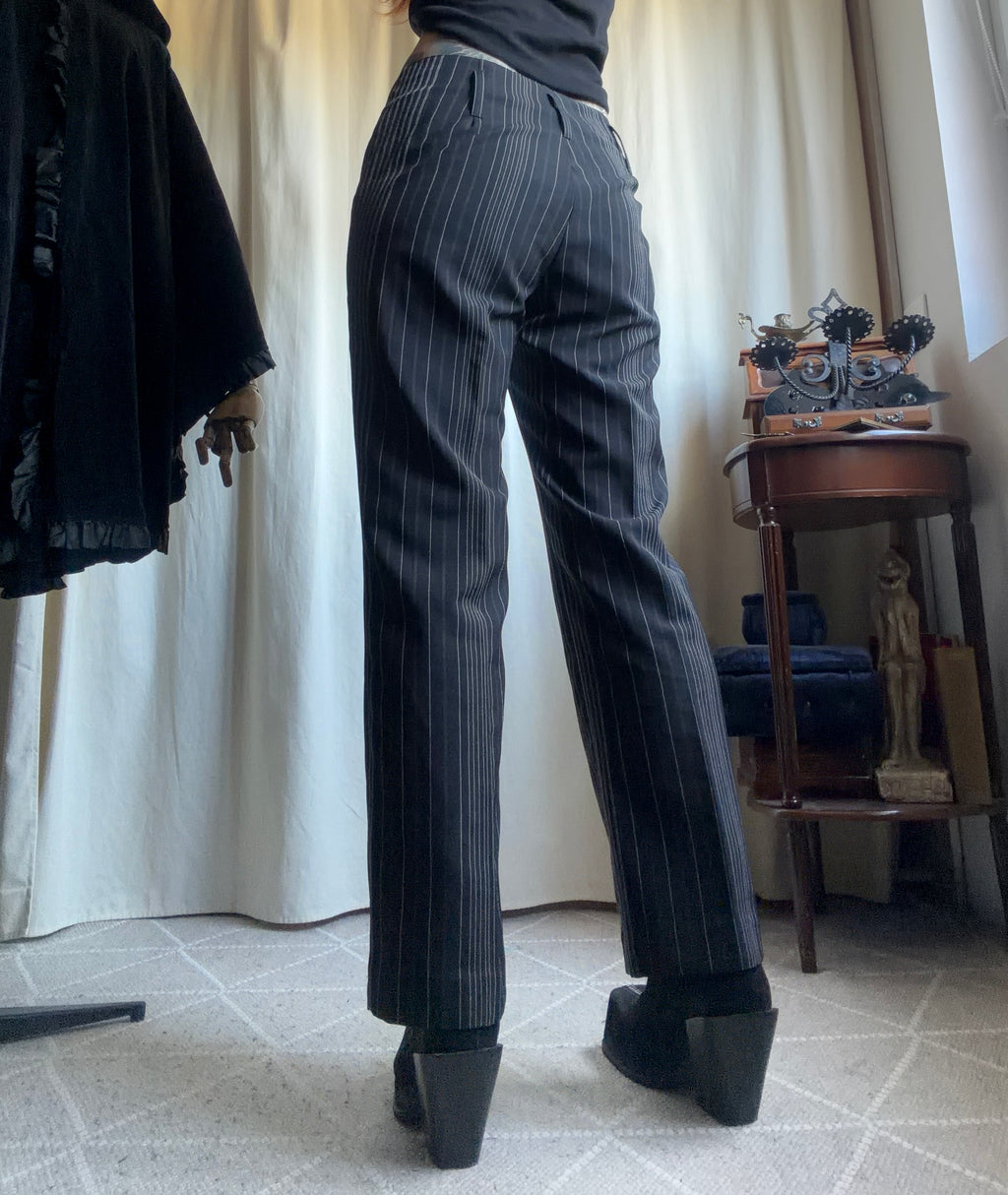 Pantalon noir à fines rayures contrastantes - corporate goth - taille M