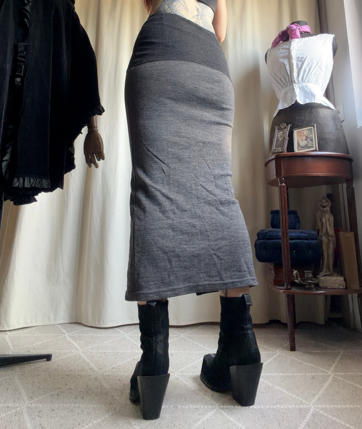 Jupe longue grise fendue style avant-garde 00s - taille S