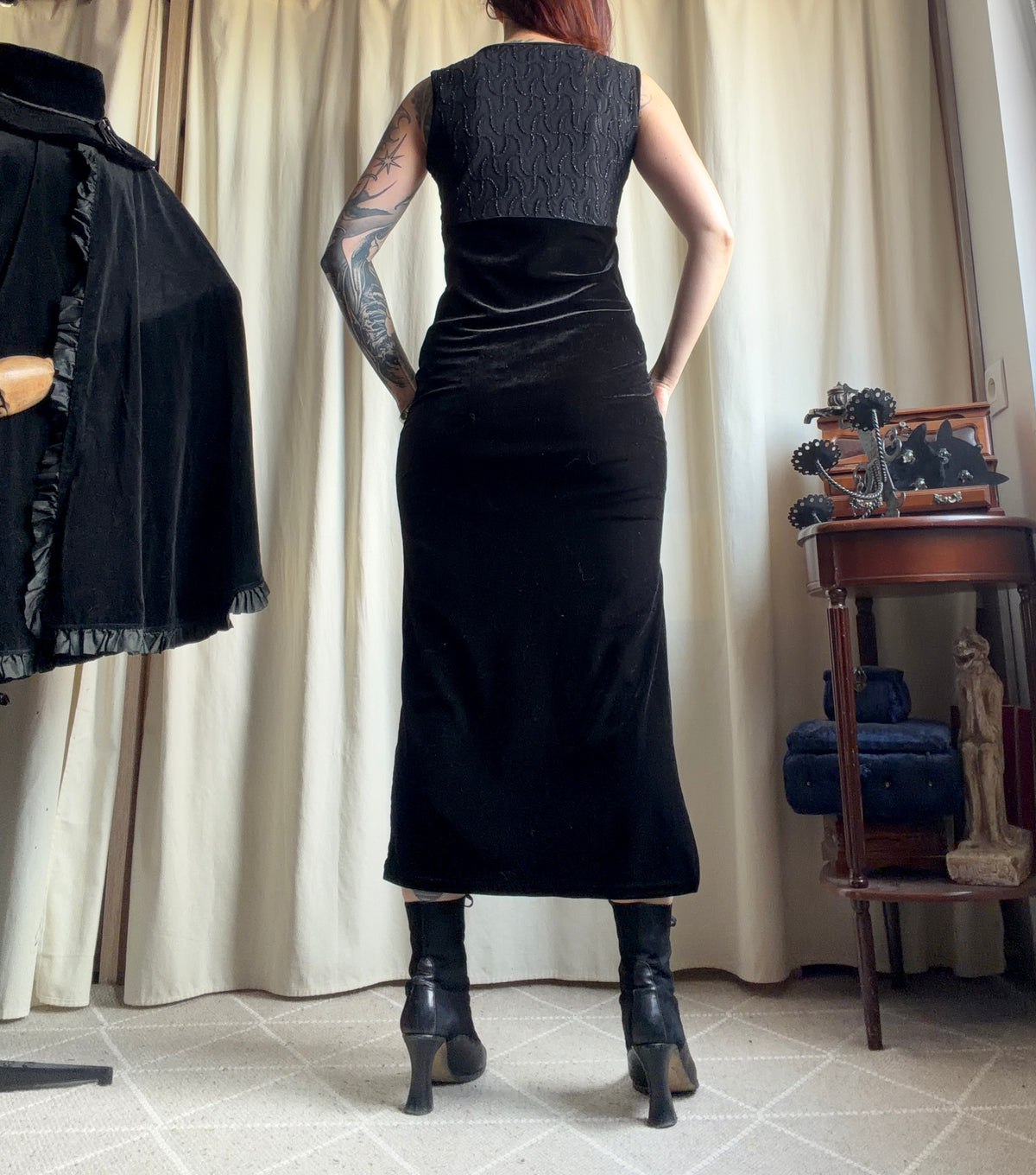 Robe longue velours noir buste pailleté texturé – goth glamour 90s Y2K – taille S/M
