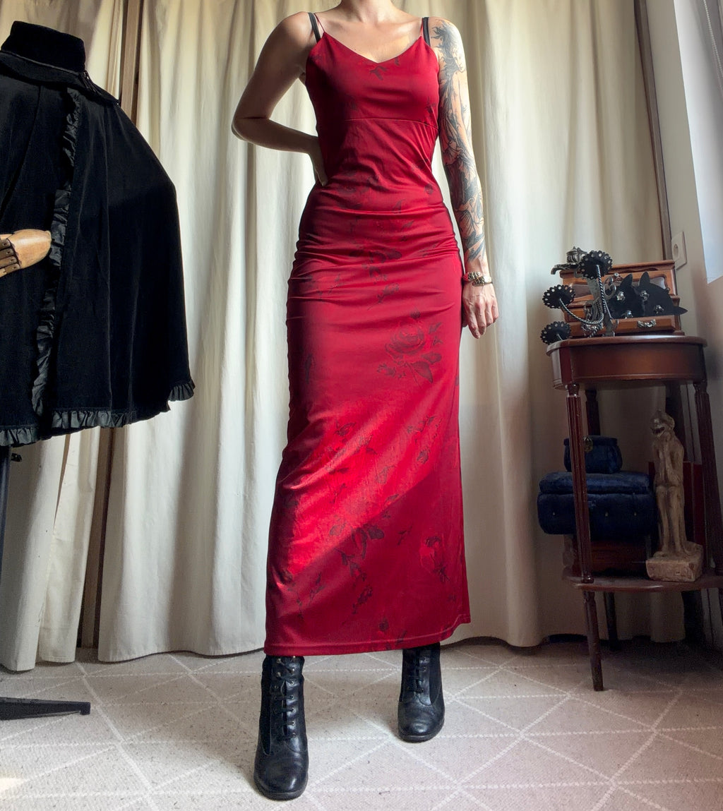Red long dress with black rose patterns in whimsigoth style – size S
