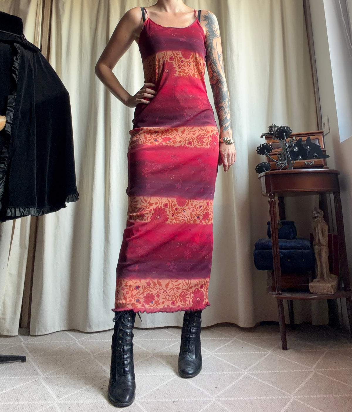 Robe longue orange/bordeaux avec imprimé floral – taille S/M