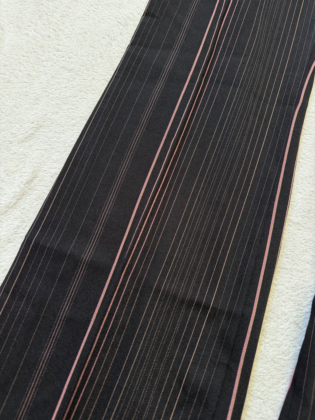 Pantalon noir pinstripe légèrement évasé style office siren y2k - taille S