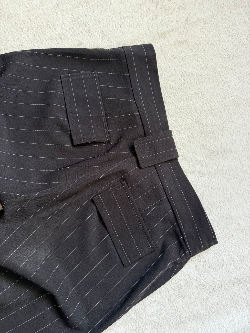 Pantalon noir flare taille basse à rayures style corporate goth office siren - taille XS