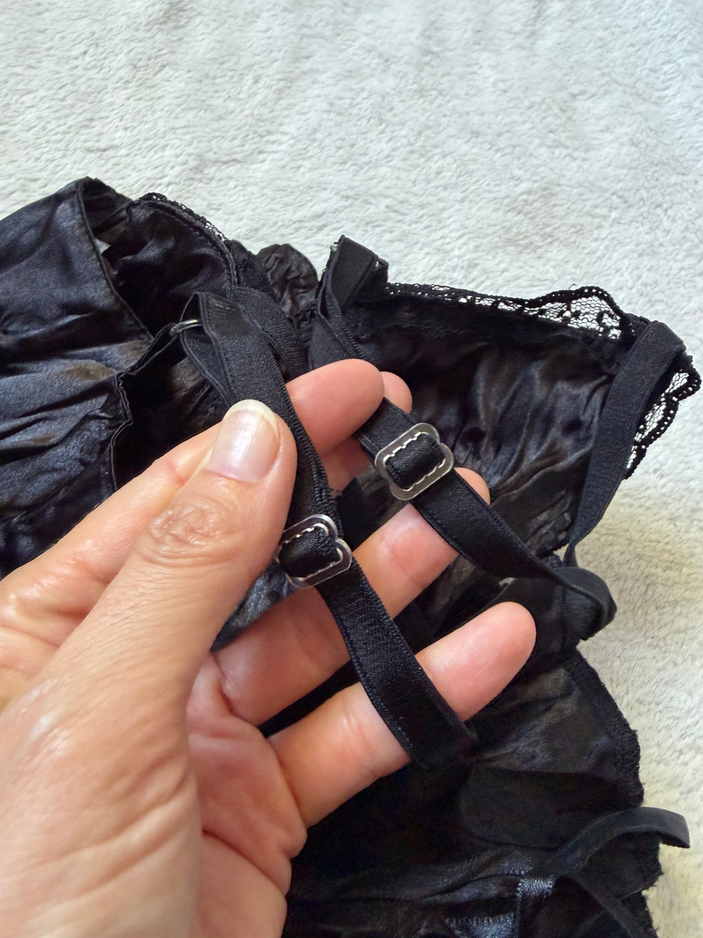 Caraco noir satin froissé et dentelle style romantic goth vampire - taille M