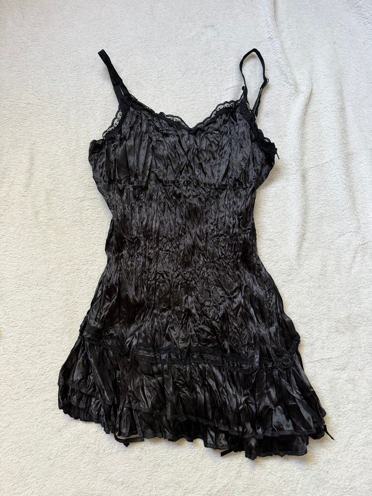 Caraco noir satin froissé et dentelle style romantic goth vampire - taille M