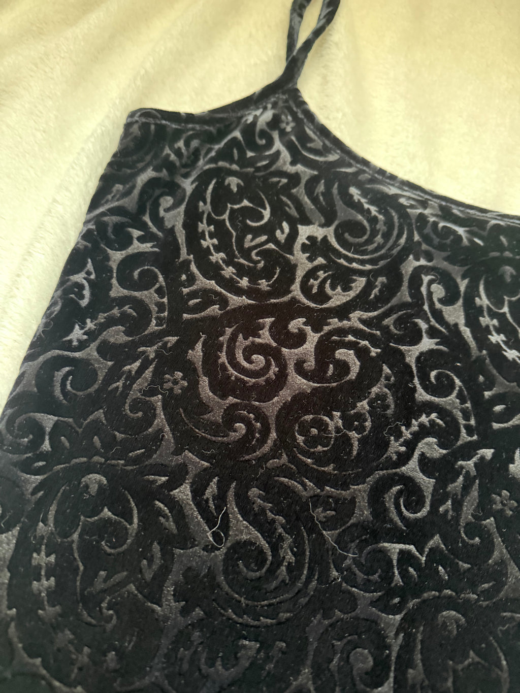 Black velvet long dress with arabesques, 90s goth vampire style - size S