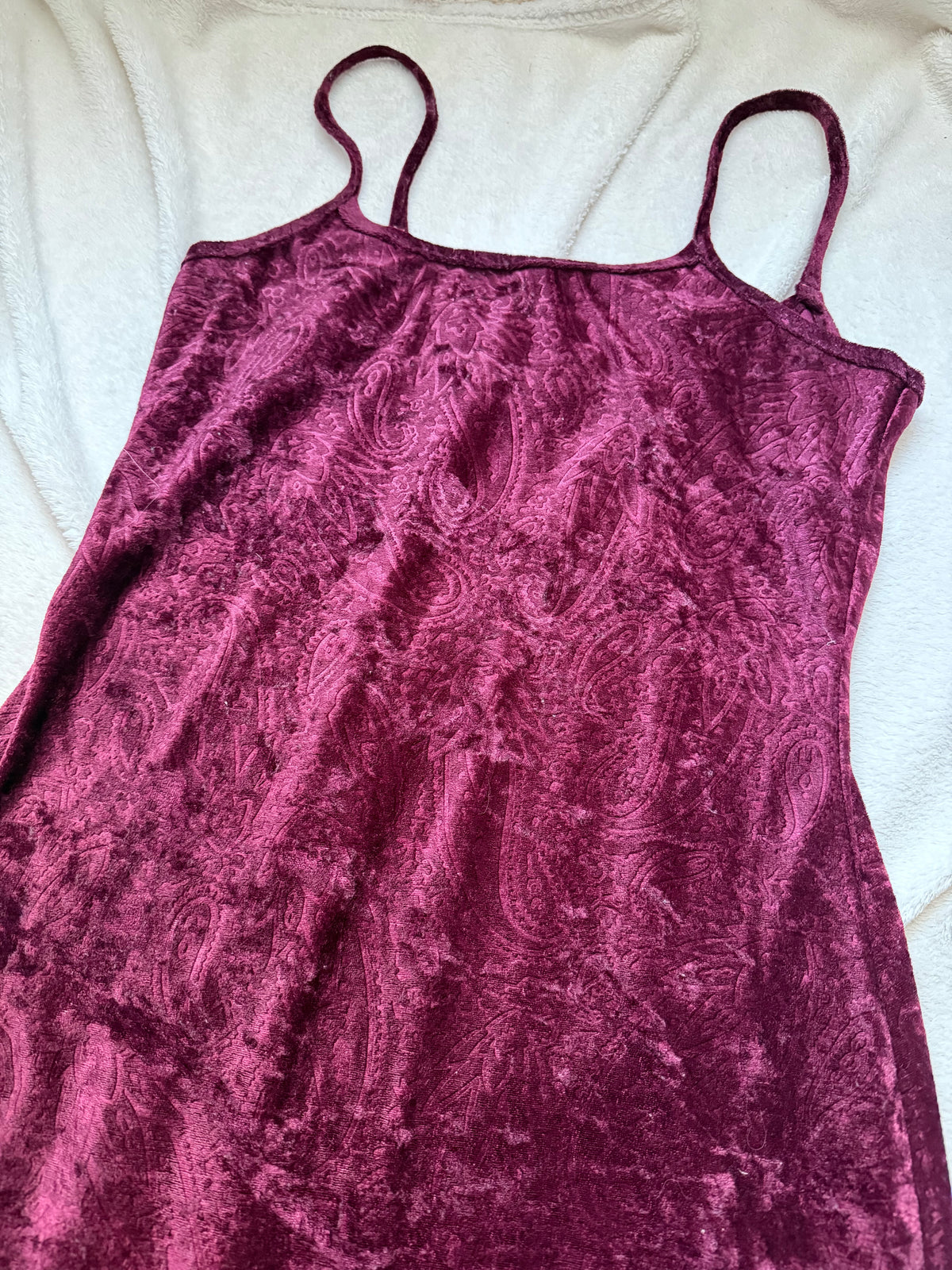 Burgundy velvet long dress with paisley patterns, gothic vampire 90s style - size M/L