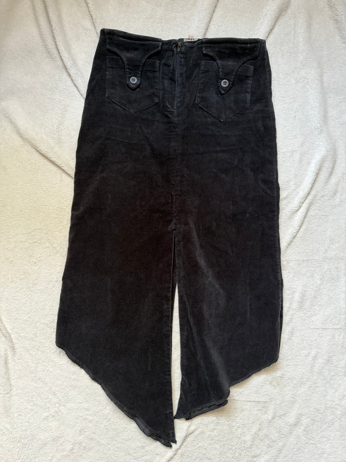 Jupe midi noire asymétrique en velours côtelé style goth Y2K - taille S