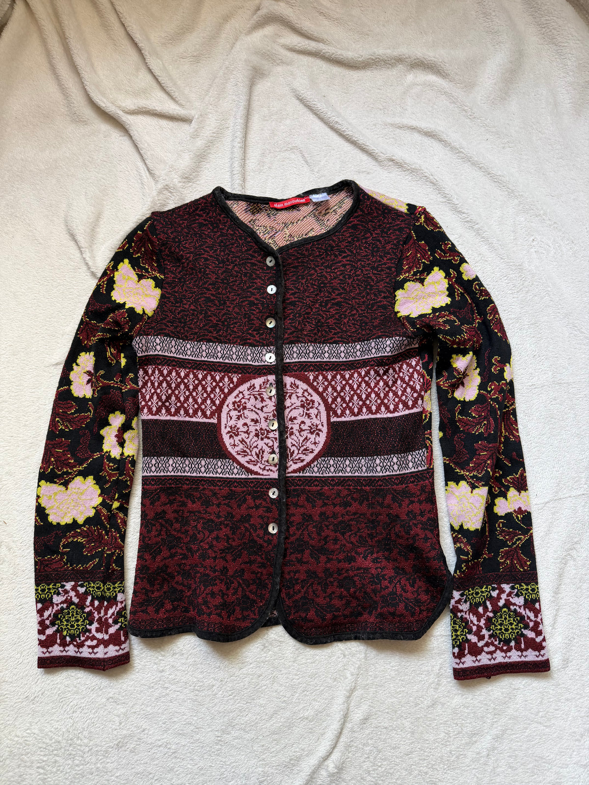 Cardigan cintré à motifs floraux style whimsigoth maximalist 90s - taille M