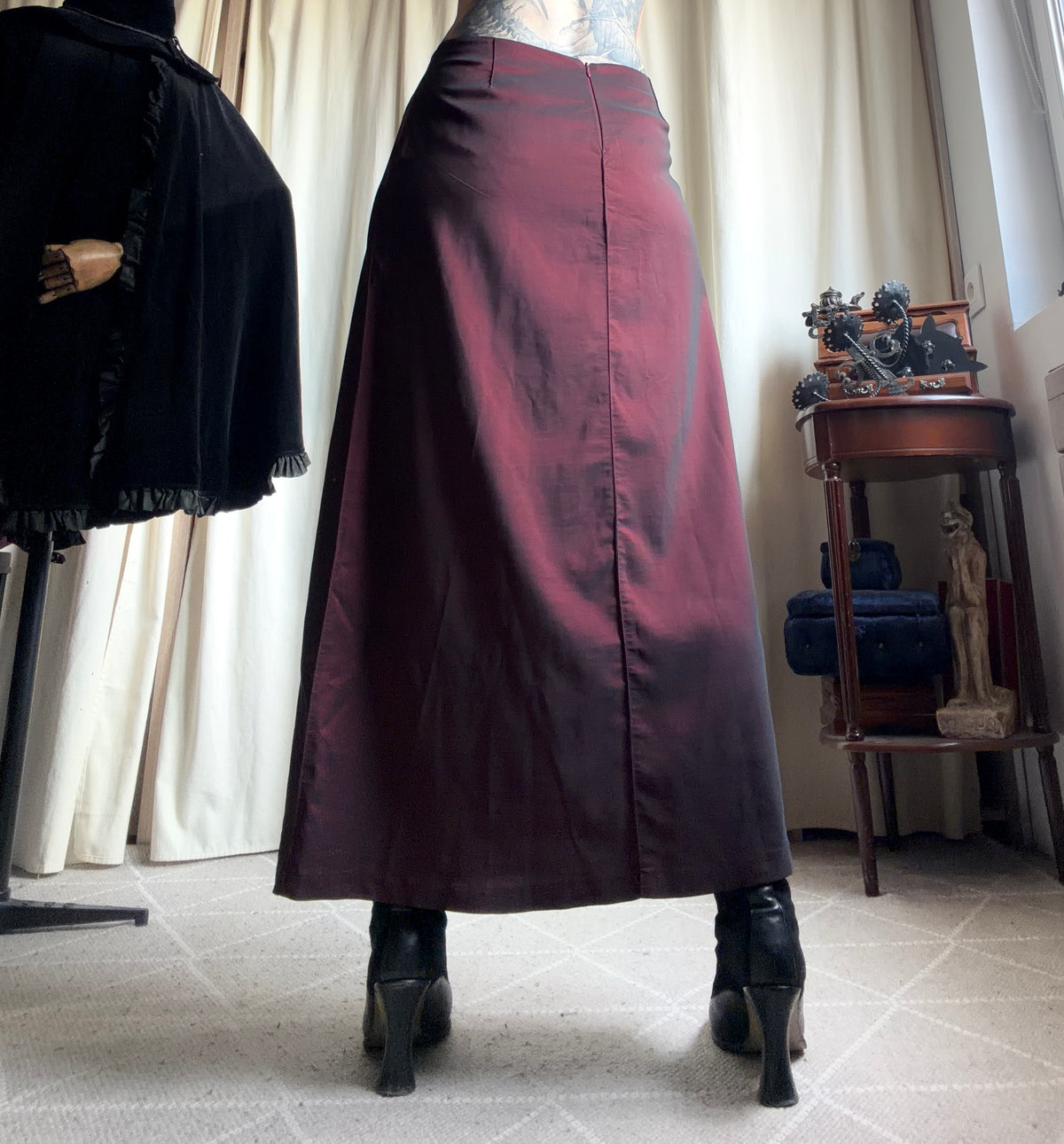 Jupe longue bordeaux reflets noirs changeants style whimsigoth vampire – taille S/M