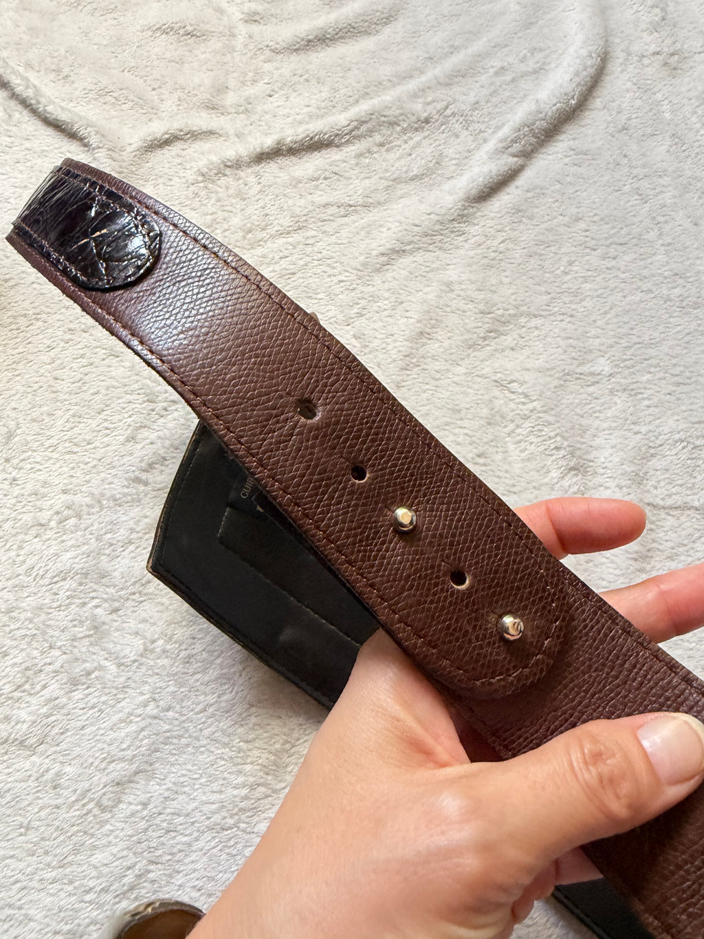 Ceinture large cuir à crochet et ornements métal style western goth - taille ajustable