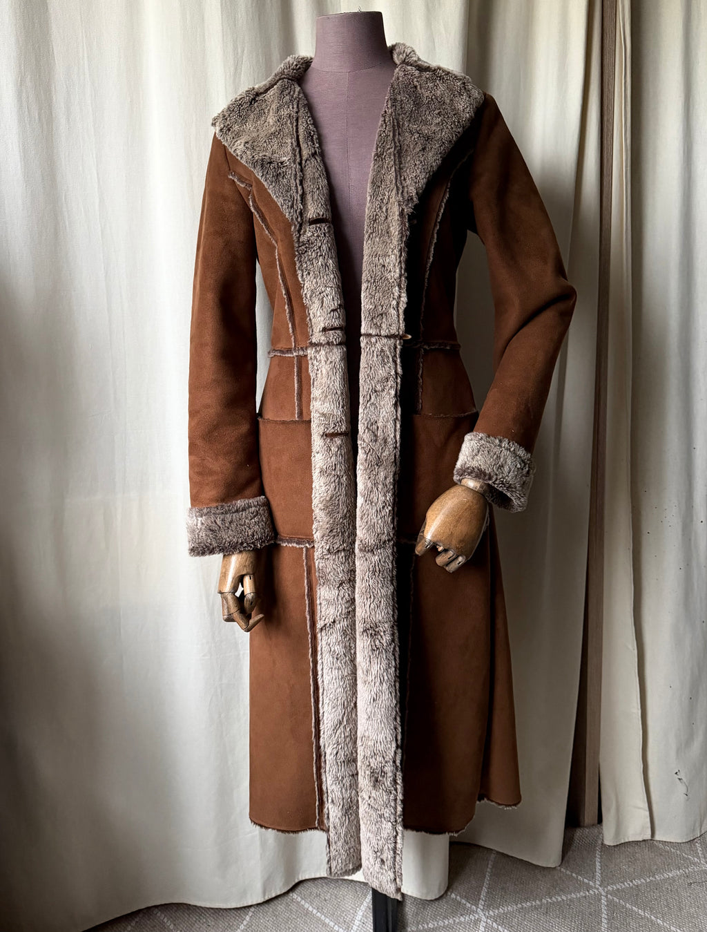 70s Brown Faux Shearling Long Coat - size M