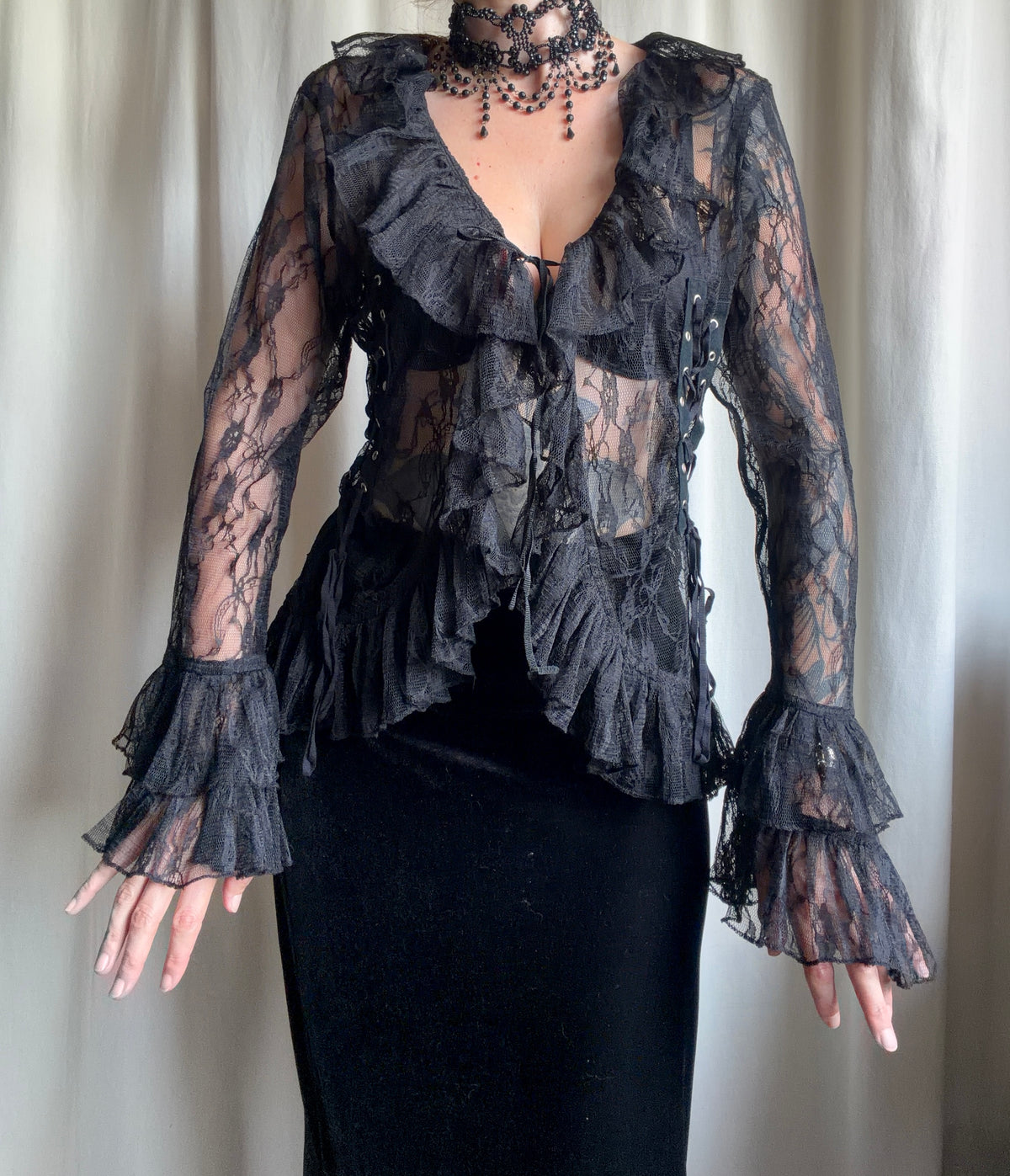 Black lace top ruffles and lacing vampy pirate gothic style - size L/XL