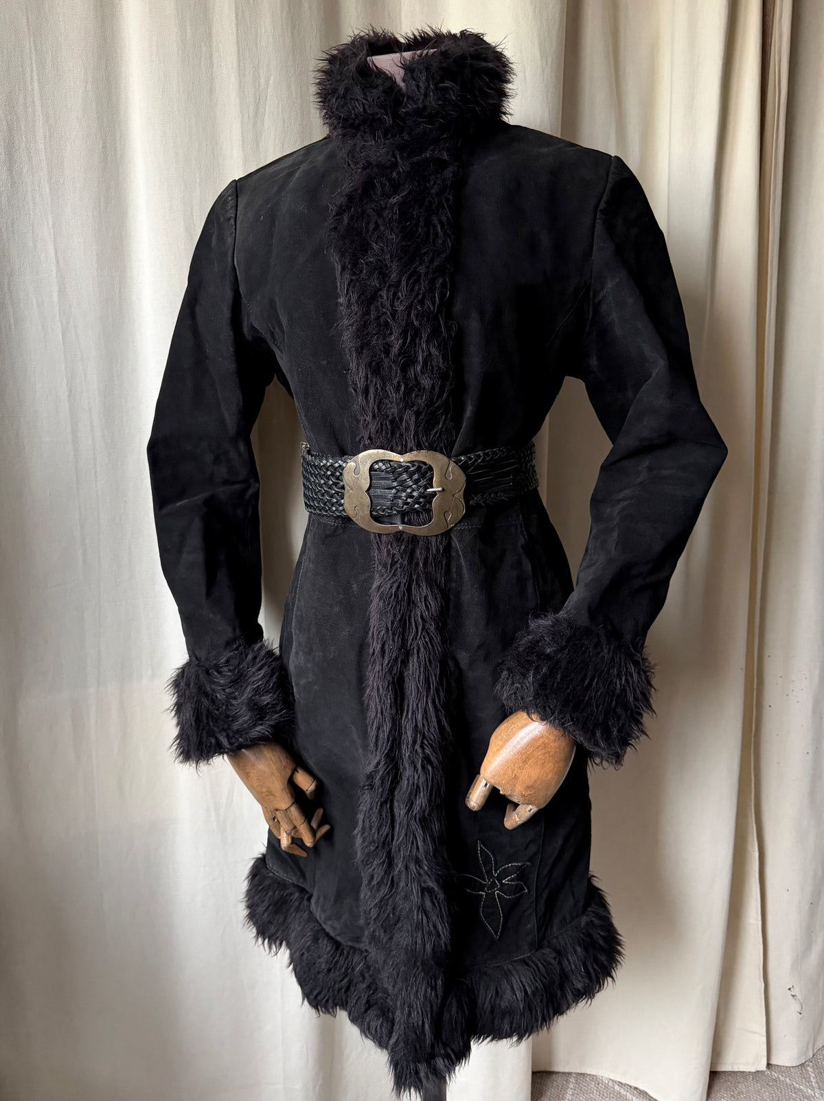Manteau long noir cuir et fausse fourrure style pennylane vampy 00s - taille L