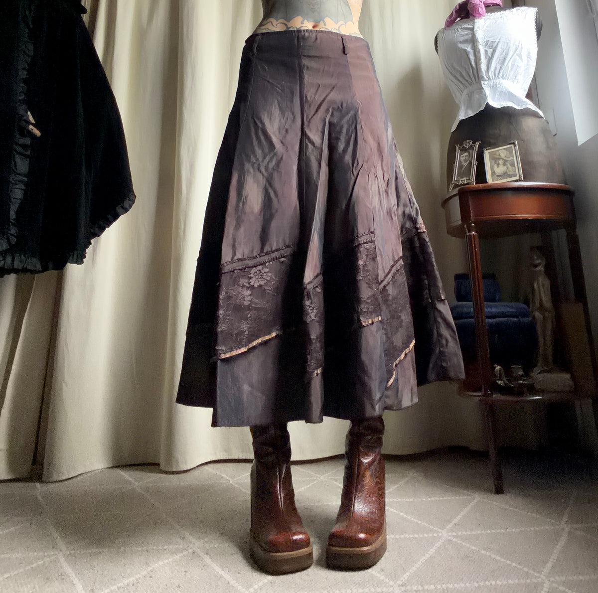 Jupe longue marron à panneaux de dentelle style fairygrunge 00s - taille L