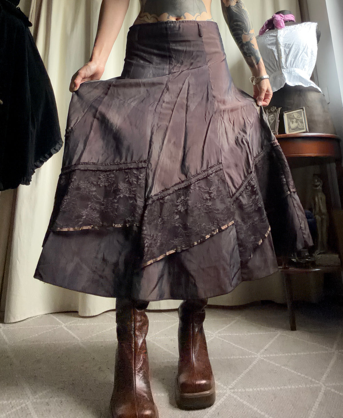 Jupe longue marron à panneaux de dentelle style fairygrunge 00s - taille L
