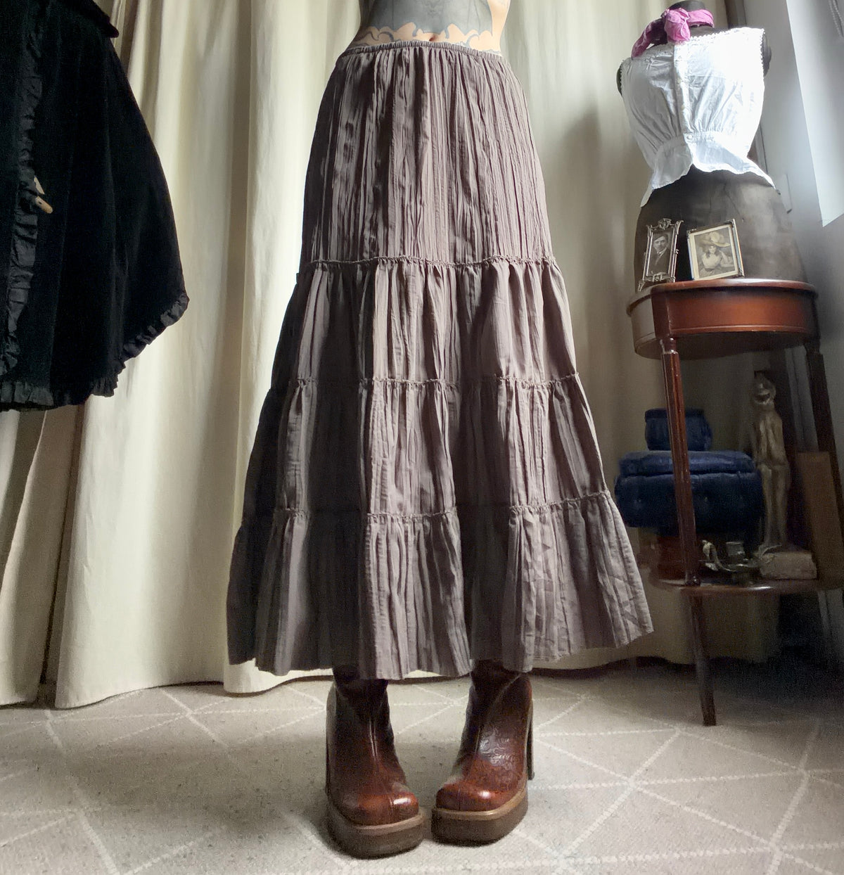 Jupe maxi kaki ample et volantée style fairygrunge whimsigoth - taille S/M