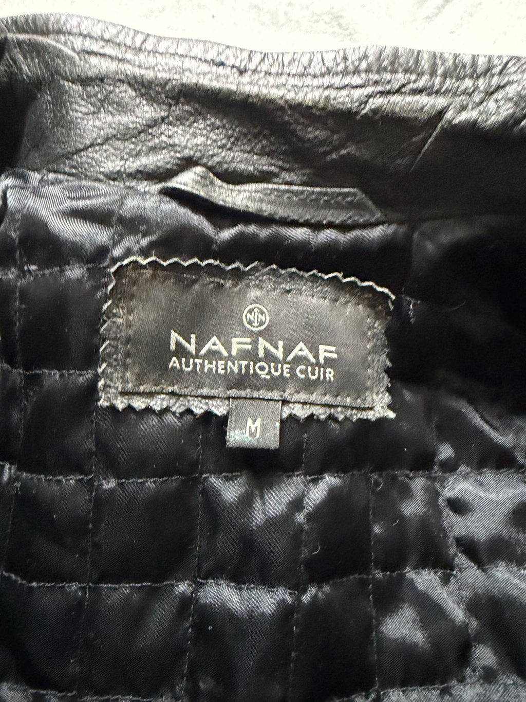 Blouson noir en cuir cintré style biker goth Y2K - taille M
