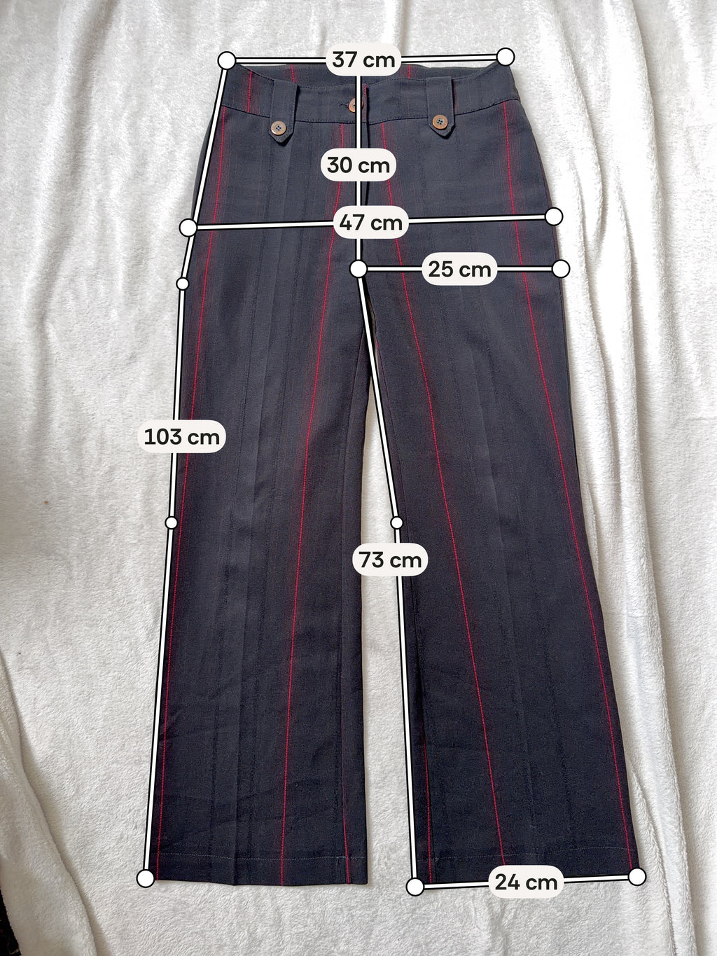 Pantalon noir flare à fines rayures rouges – Taille S