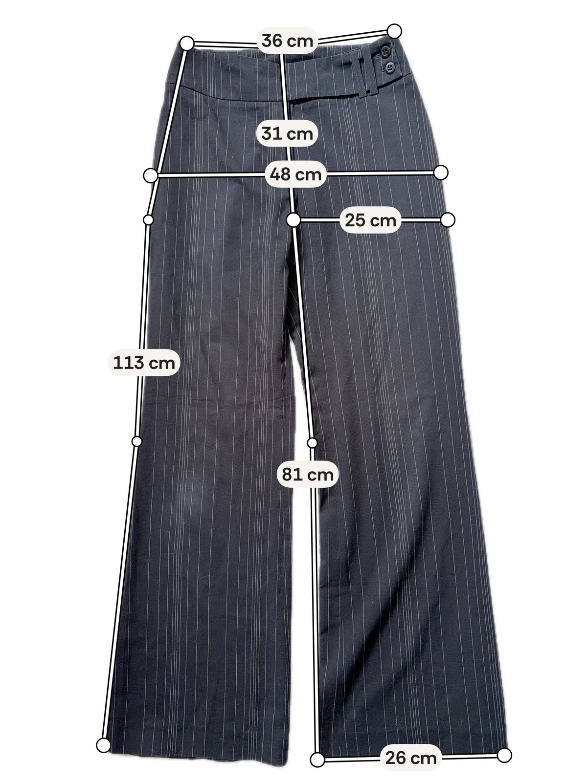 Pantalon noir pinstripe coupe flare à large ceinture – taille M