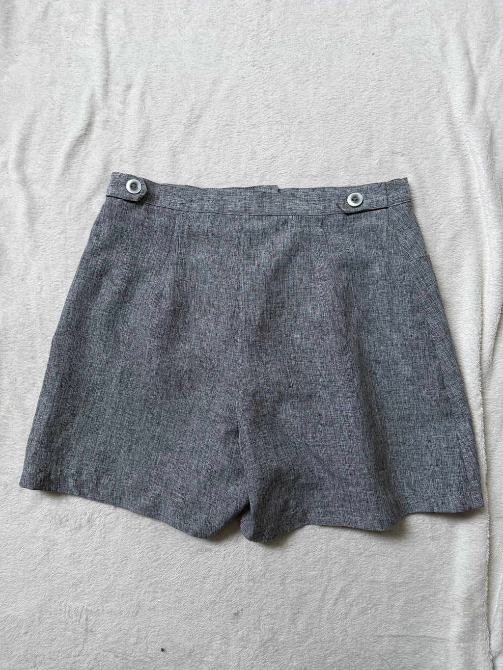 Short-jupe gris taille haute pan portefeuille asymétrique – taille M