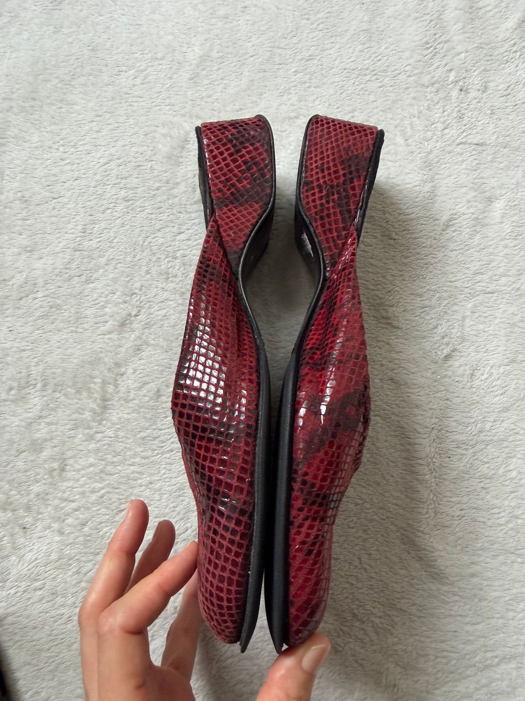 Burgundy square-toe reptile-effect mules – size 39