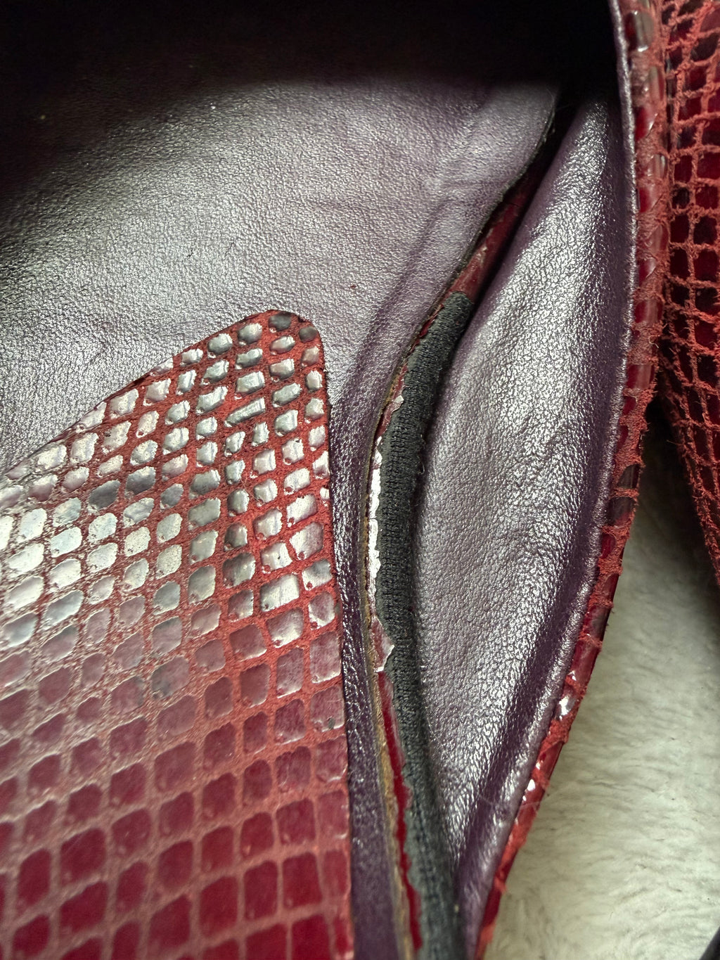 Burgundy square-toe reptile-effect mules – size 39