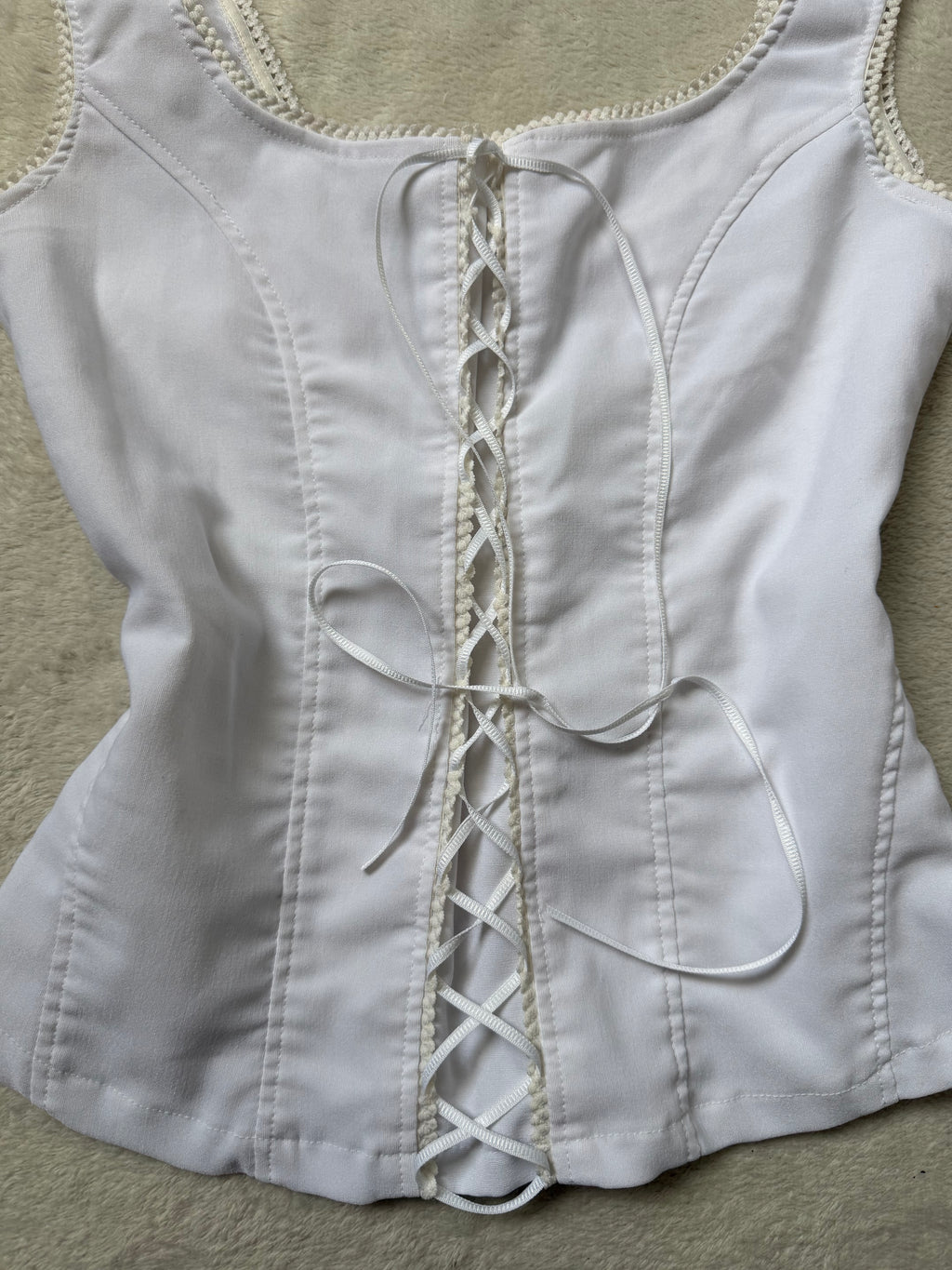Top corset blanc à laçage ruban encolure carrée – taille S/M