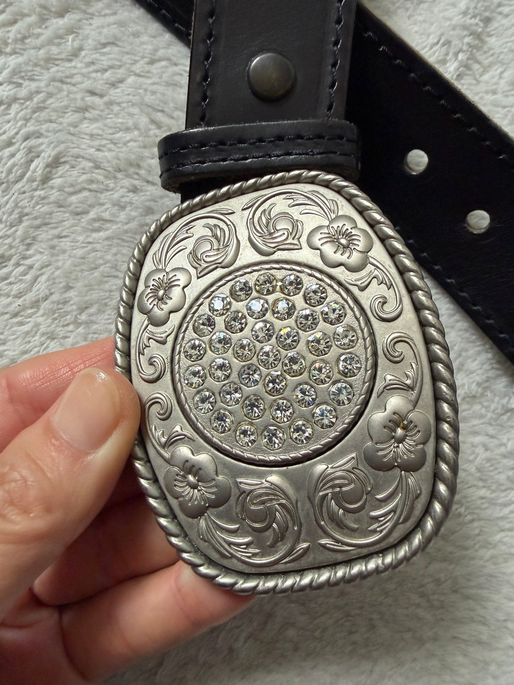 Ceinture cuir noir boucle western argentée à strass – taille 85