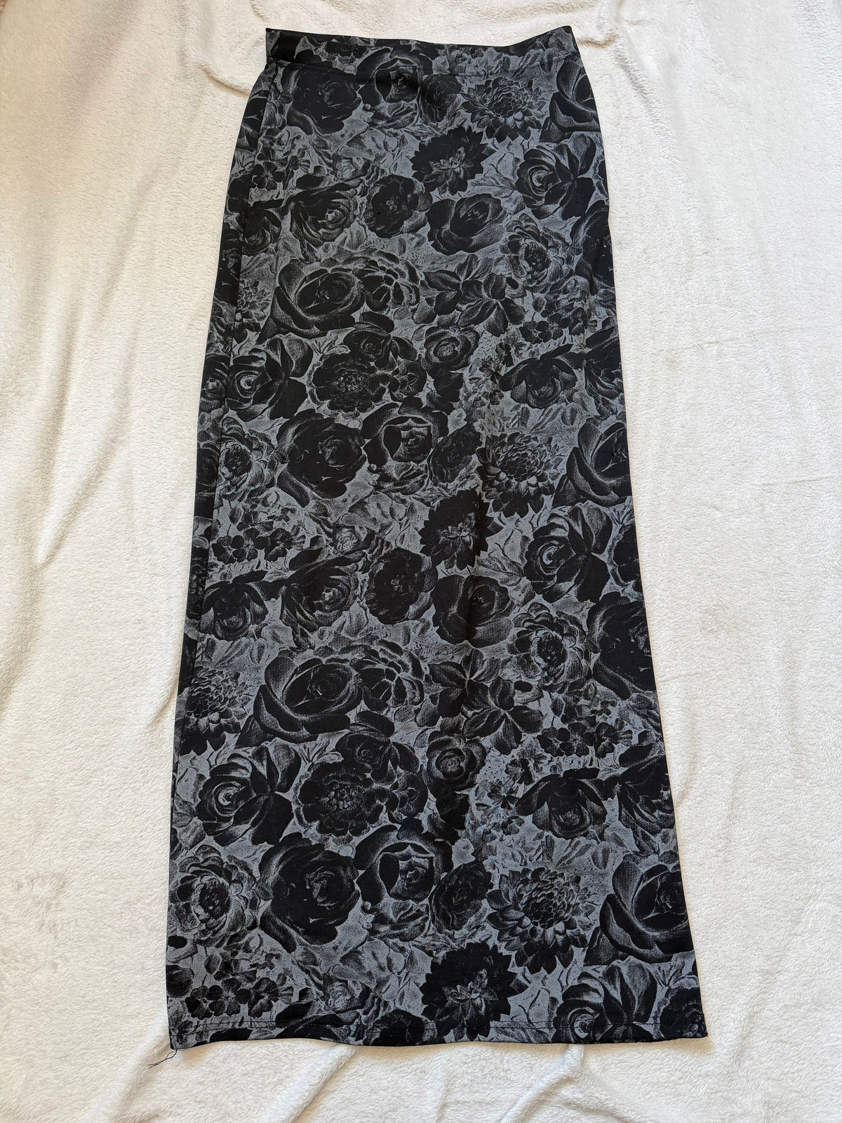 Jupe longue gris anthracite imprimé floral – whimsigoth dark romantic 90s – taille S/M