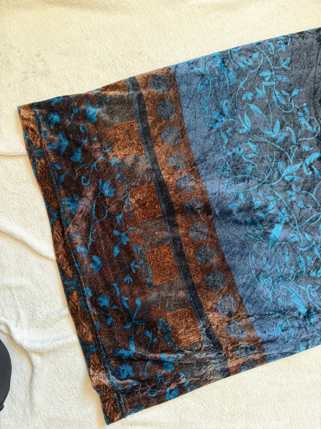 Jupe maxi velours à motifs paisley bleu nuit et marron – taille S