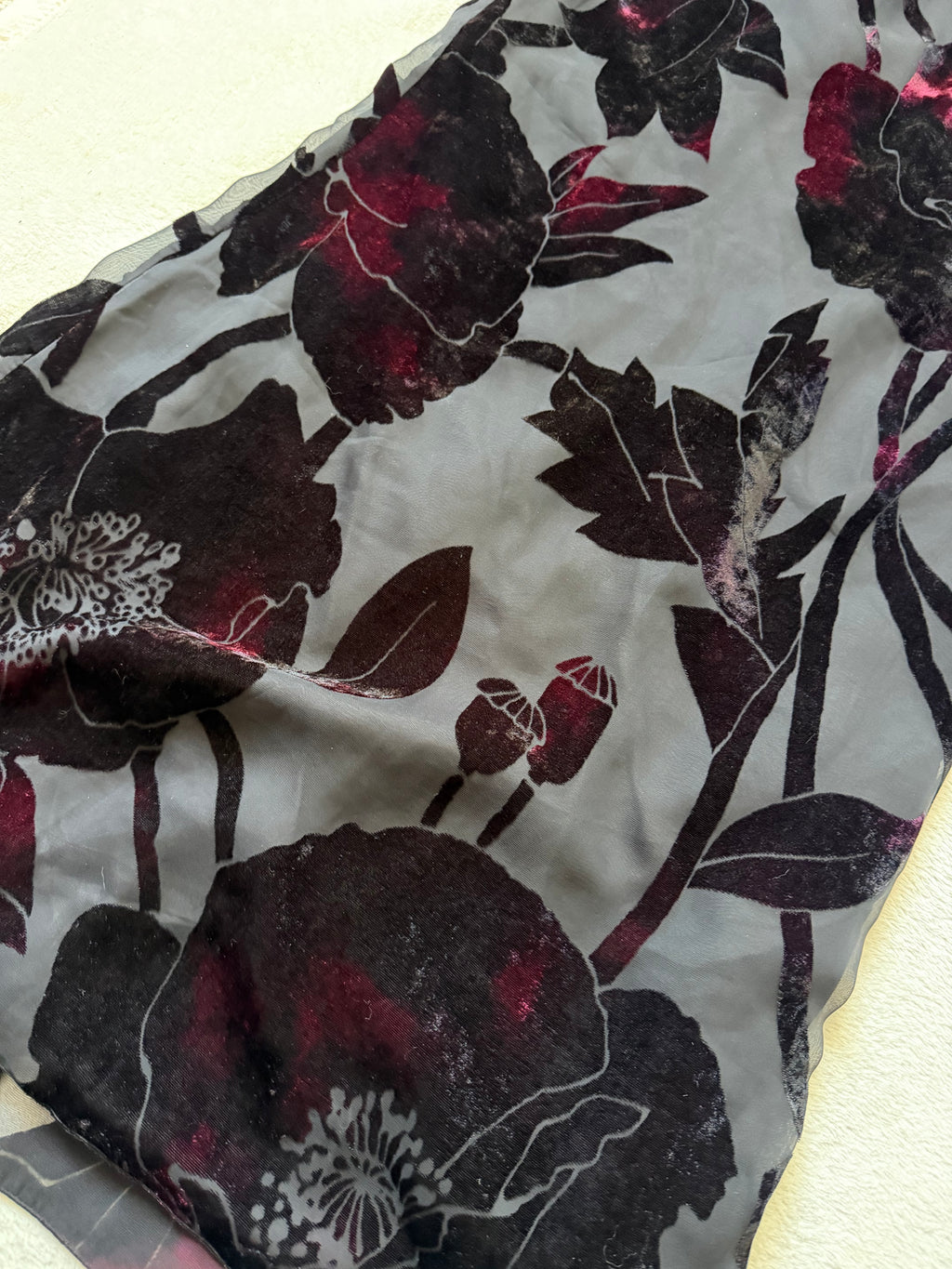 Jupe longue en velours dévoré noir à motifs floraux style whimsigoth romantic goth - taille S