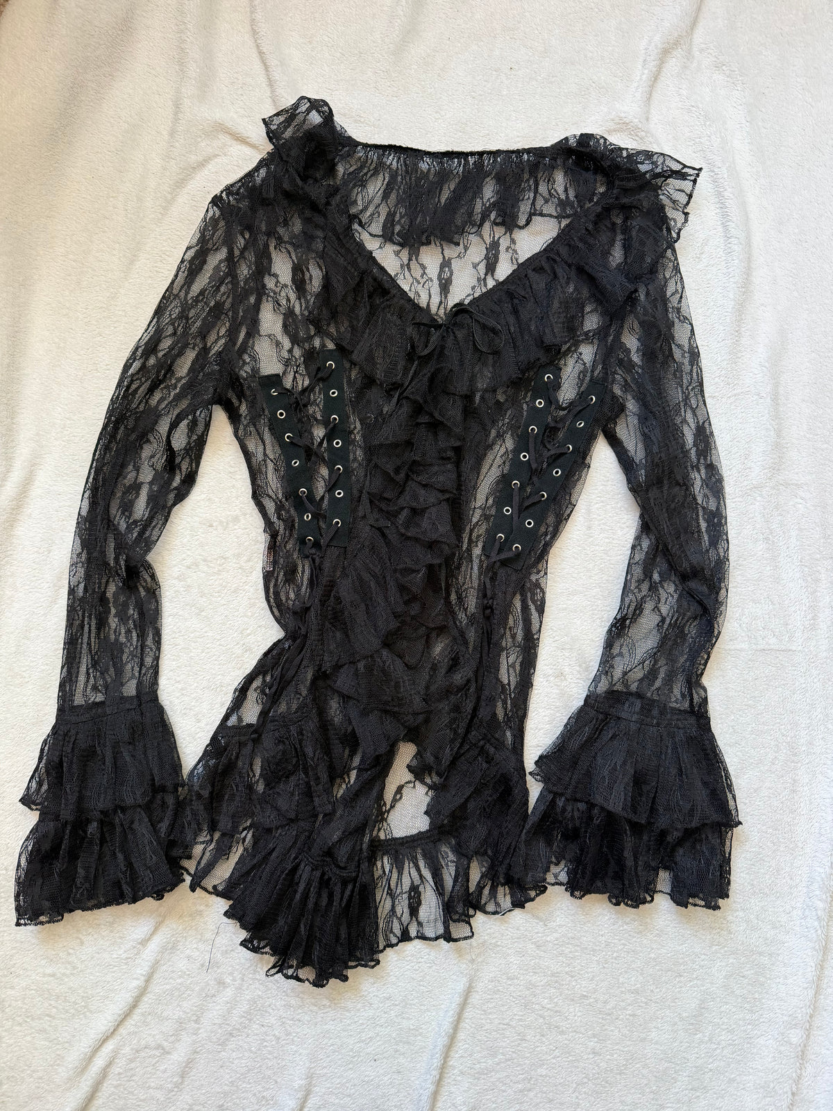 Black lace top ruffles and lacing vampy pirate gothic style - size L/XL