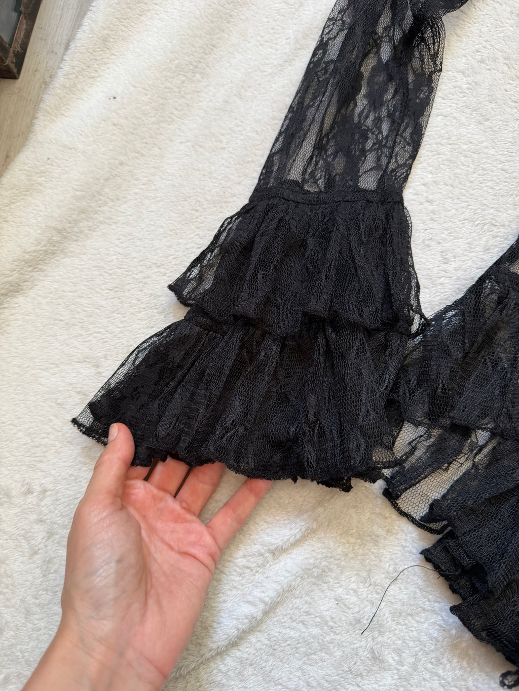 Black lace top ruffles and lacing vampy pirate gothic style - size L/XL