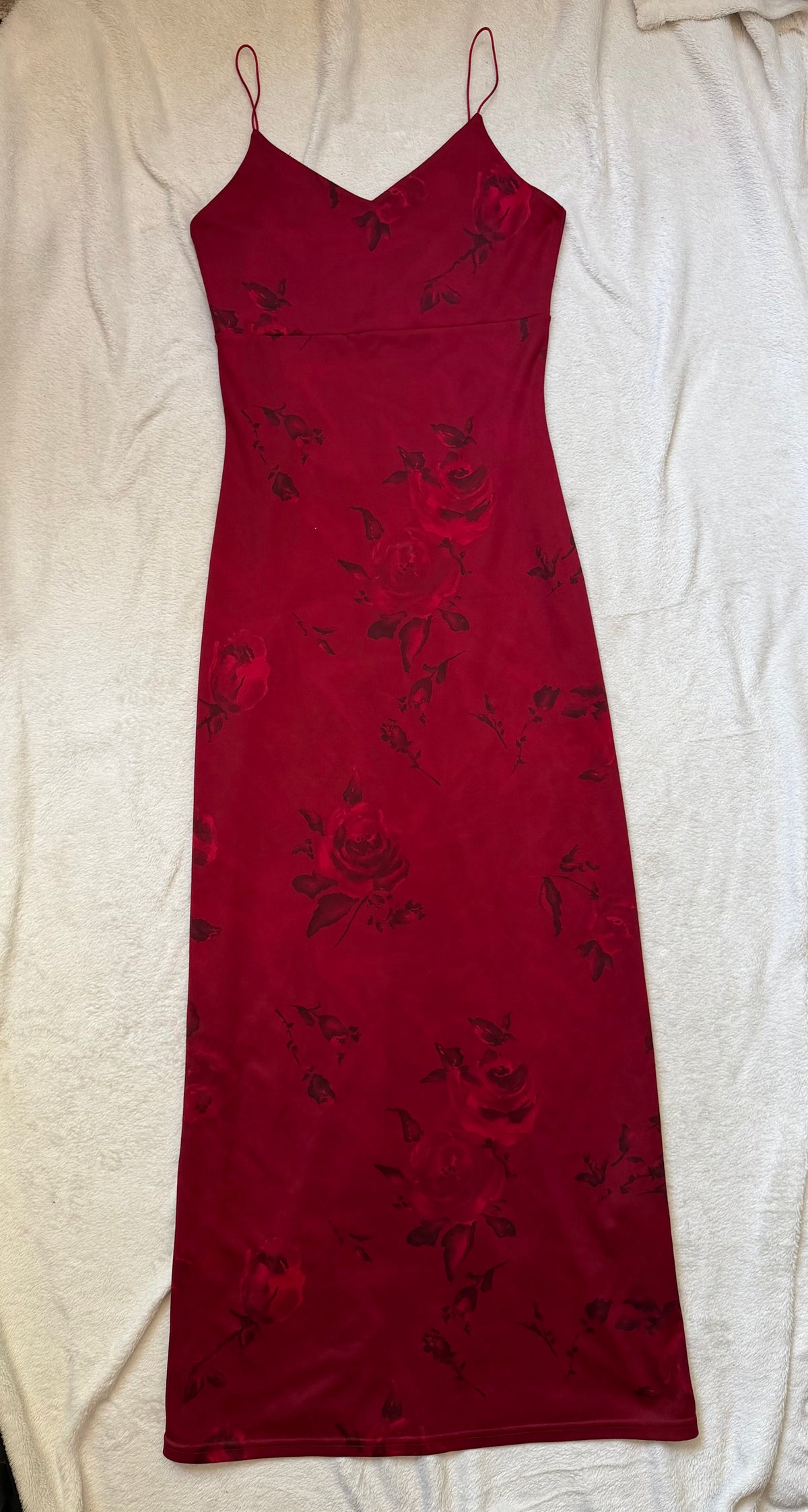 Red long dress with black rose patterns in whimsigoth style – size S
