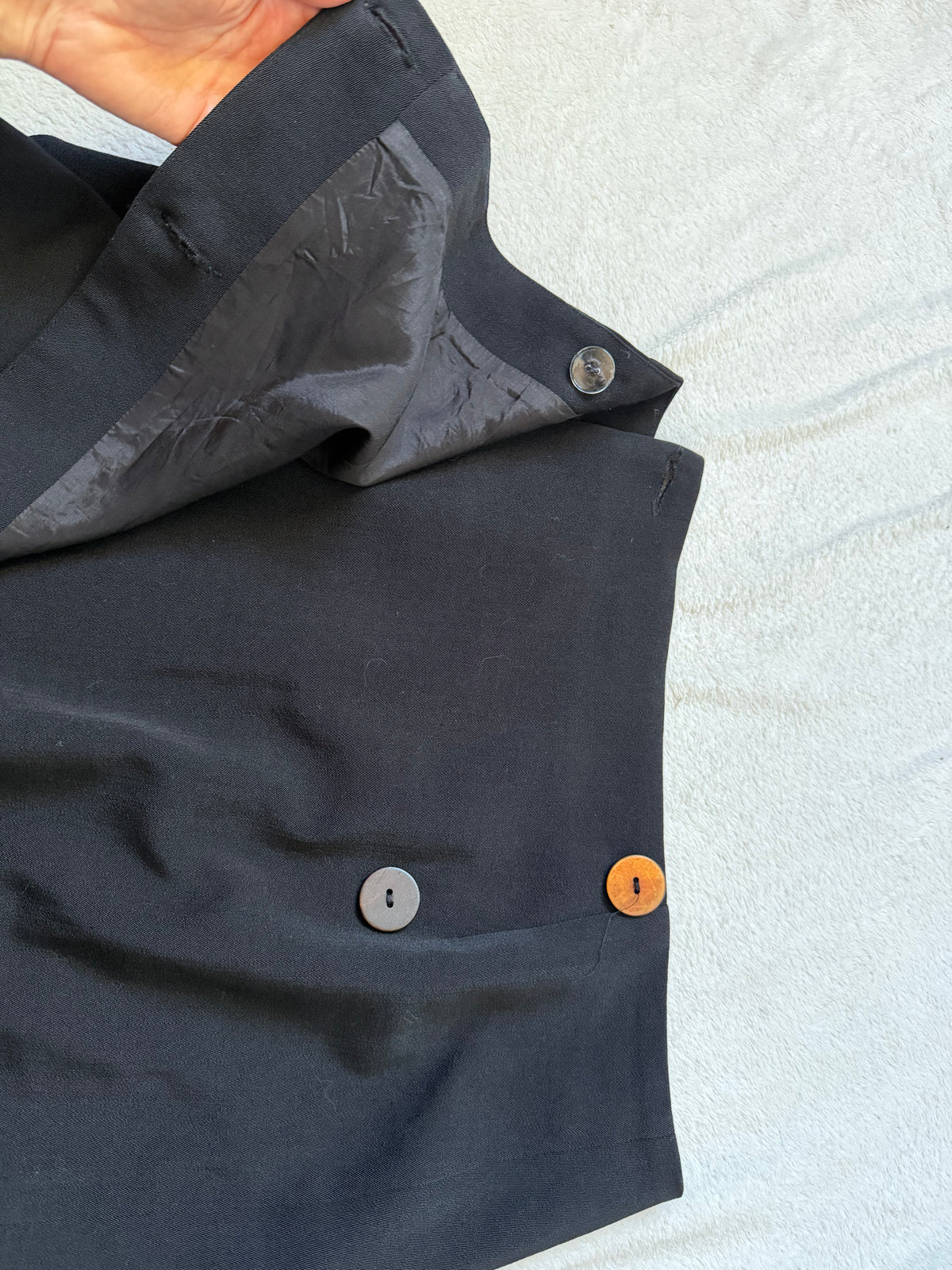 Jupe maxi noire taille haute à boutons style minimal goth - taille L/XL